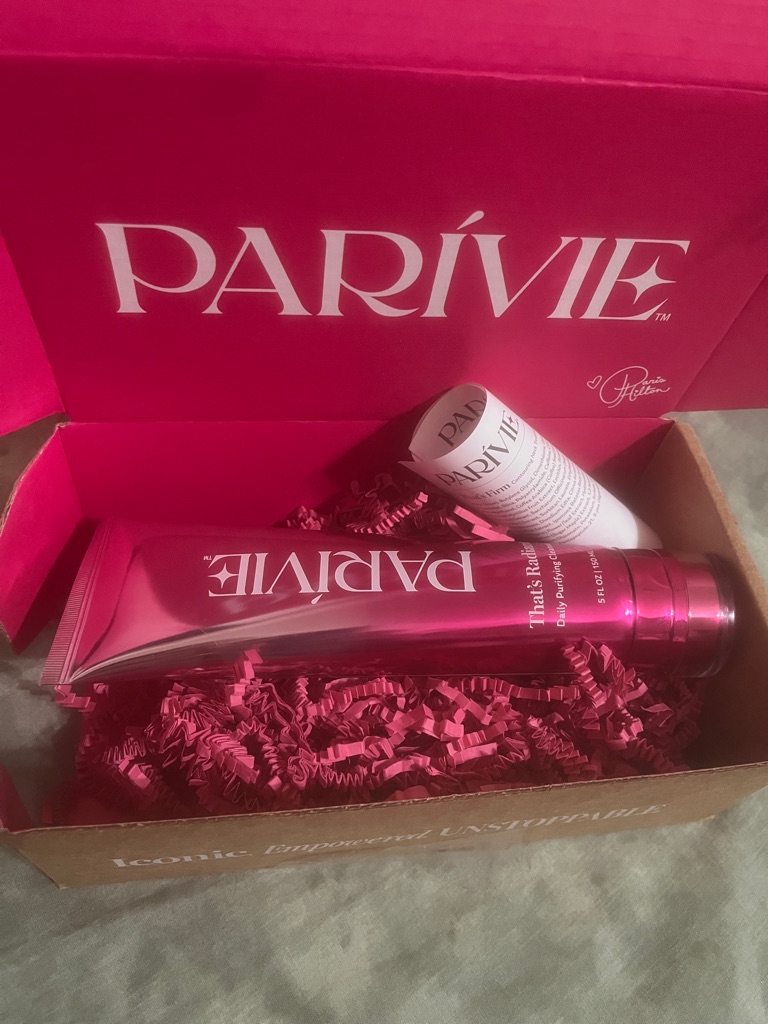 Parivie Paris Hilton New Radiant Daily Purifying Clean Ser Skincare 5fl Oz 150ml